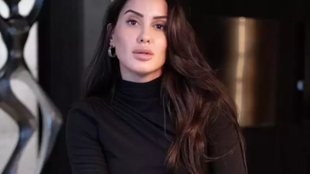 Anne olmak için gün sayıyor! Sahra Işık, karnı burnunda son halini paylaştı