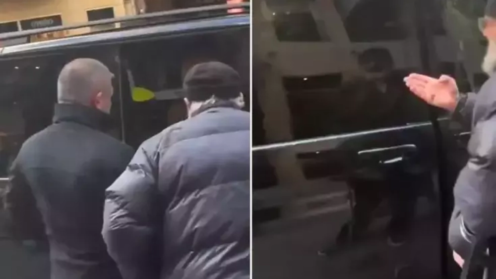 İstediğini alamayan yaşlı adam, Cem Yılmaz'a beddua etti: Allah belanızı versin
